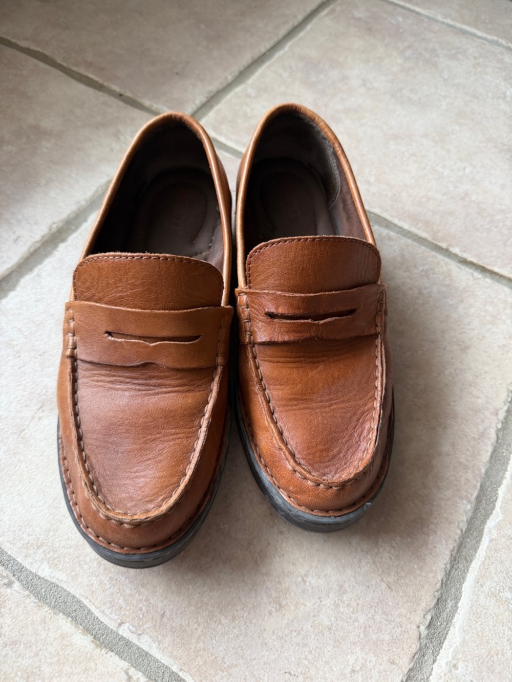 Born Women’s Carrera Loafer 7.5